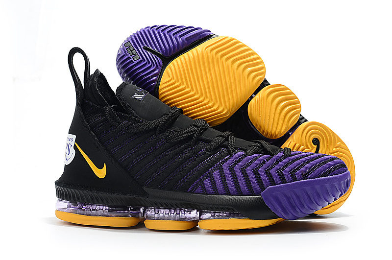 tenis lebron james 16