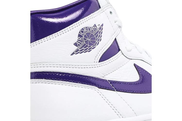 Purple best sale metallic nikes